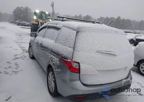 2012 Mazda Mazda5 Sport z USA, uszkodzony, nr VIN JM1CW2BL2C0144300